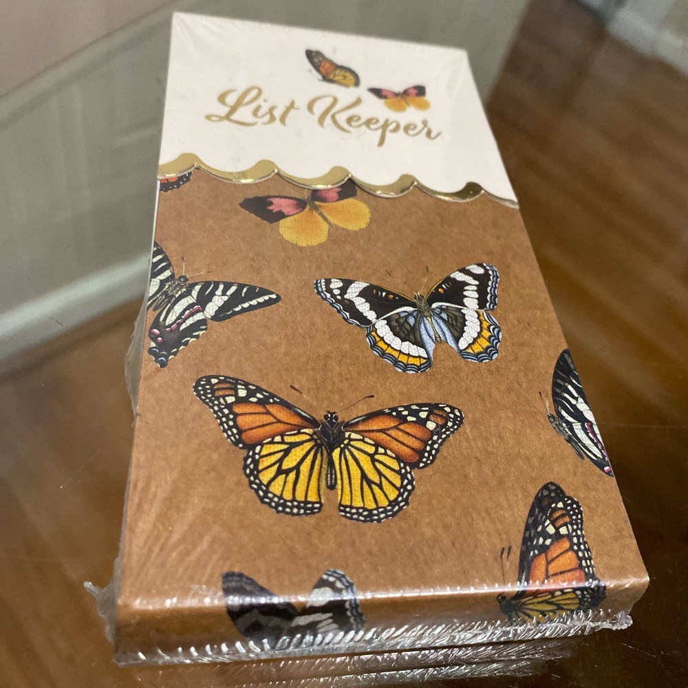 List Keeper Butterfly Design Notepad